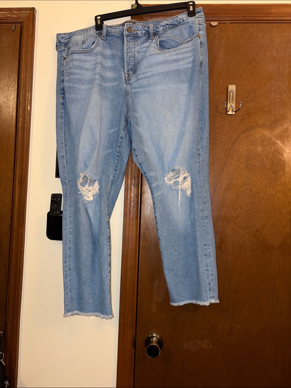 Torrid Light Blue Distressed Ankle Jeans - Cropped Raw Hem